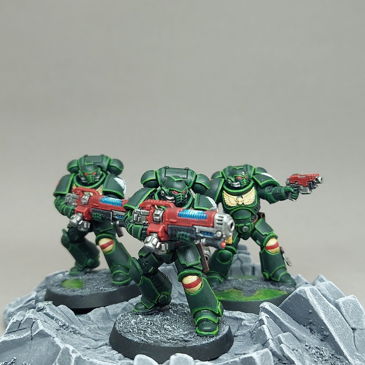 TheRealNexor's tweet image. #DarkAngels #Hellblasters I painted about 1.5 years ago. I took new pictures, because not only painting skills evolve with time.
@WarComTeam
#WarhammerCommunity #PaintingWarhammer