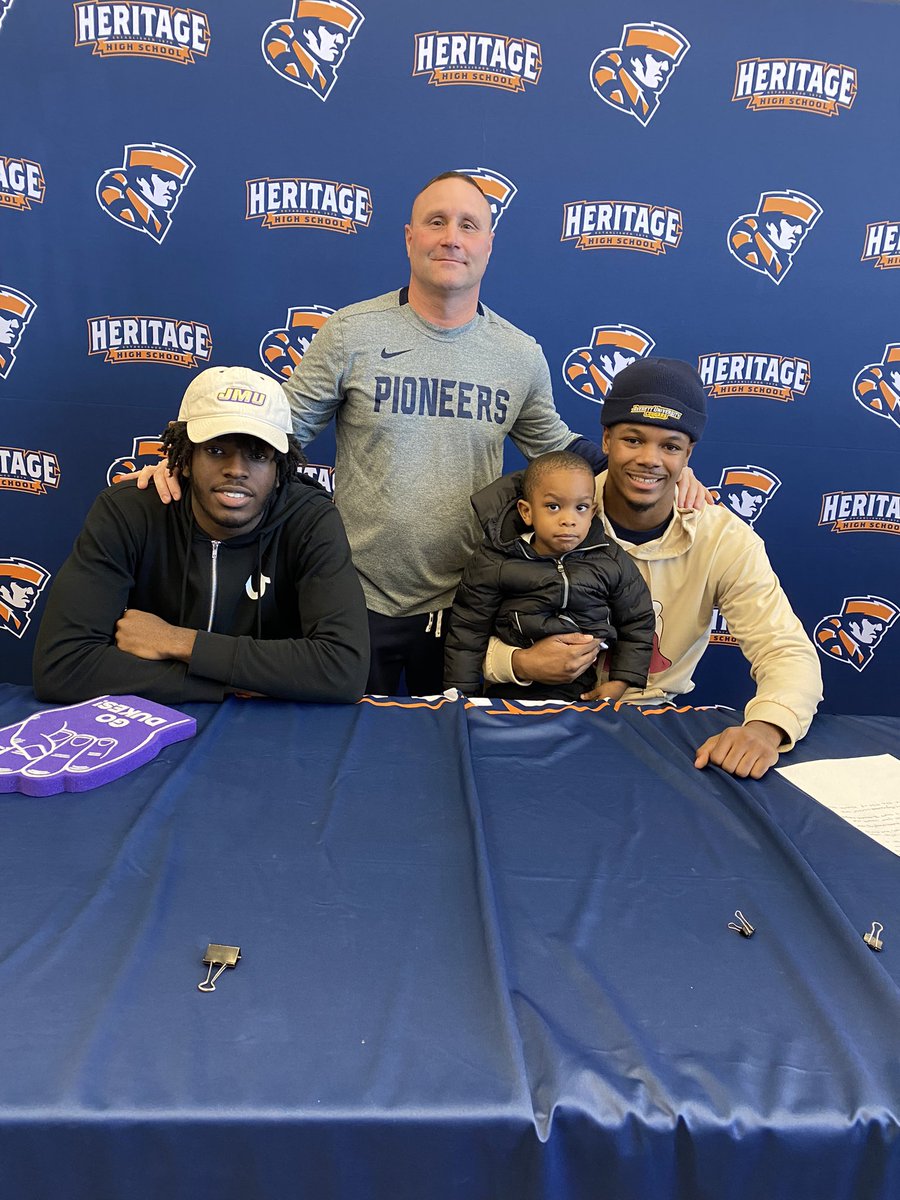 hhspioneersfb's tweet photo. Congratulations to @Carter7Banks Committing to JMU and @HubbardKeshaun for committing to Averett Today! https://t.co/JJi5EZO6Vy