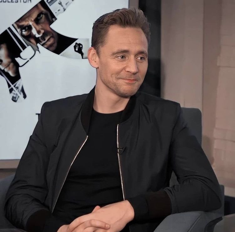 comfyhiddles's tweet photo. happy birthday tom!!🥳💞 https://t.co/mSzoO4znGA