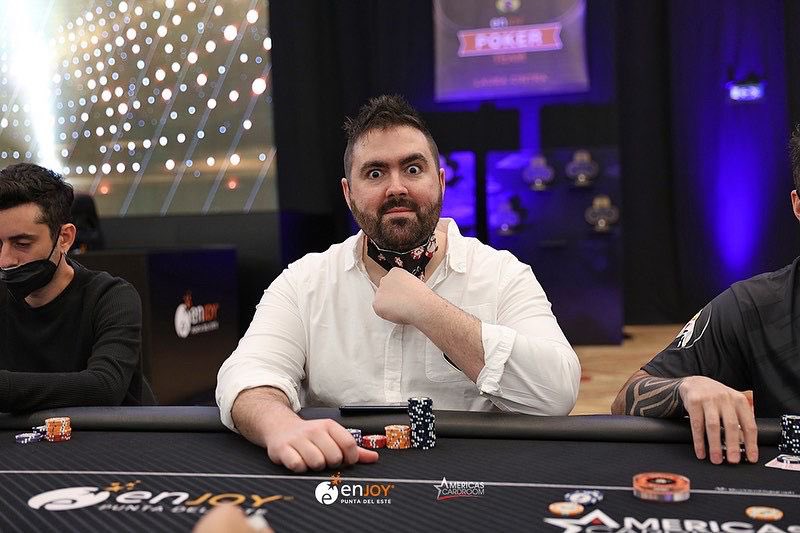 EnjoyPuntaPoker's tweet photo. Ayer dimos comienzo al Main Event donde grandes jugadores se presentaron para clasificar y competir por el premio final ⚡️
📸: @CodigoPoker
#EnjoyPoker #EnjoyClub @americascardroom_latam @ACR_POKER https://t.co/38k9UuRB3U