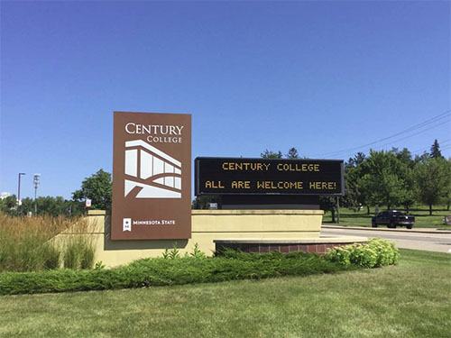 CenturyCollege's tweet photo. Thank you, @Sagirah, for your wonderful presentation in Beth Mayer's #Screenwriting class this morning!
Sagirah Shahid, #poet & #artist, is also a #mentor in the @MinnStateEdu #WriteLikeUs program. Read more about her here: https://t.co/nzDHnh043s
and https://t.co/4WYQMPyJ54 https://t.co/M2Mk3gS56x