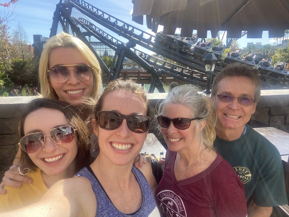 MirandaSlaback's tweet photo. Wonderful family vacation @UniversalORL  🥰 https://t.co/Ott73QLx01