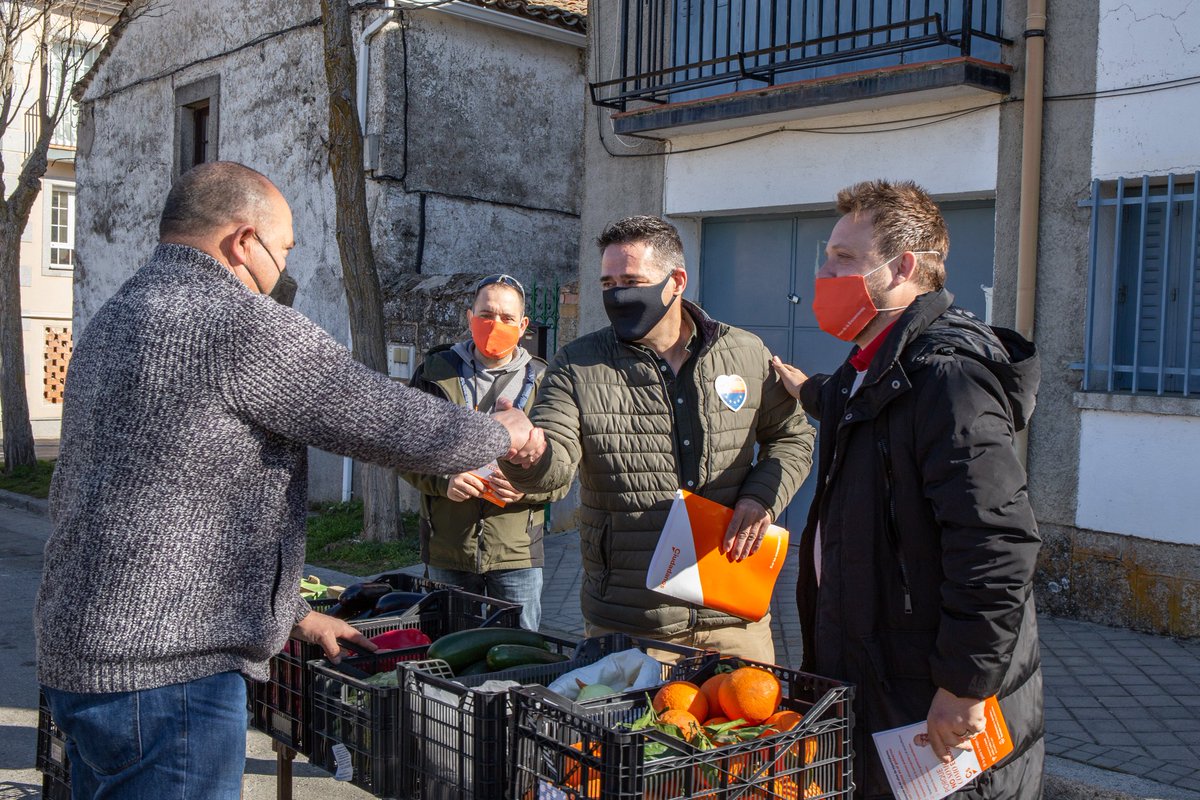 SegoviaCs_'s tweet photo. ✅ @AfrodisioCs recuerda que “la bonificación del peaje es la solución definitiva al problema de la travesía de San Rafael”

🍊 El candidato a las Cortes CyL advierte que “esta medida supondría el fin de multitud de dificultades de nuestra provincia”

https://t.co/XxxgLgTQ3W https://t.co/f54mbFcAPr