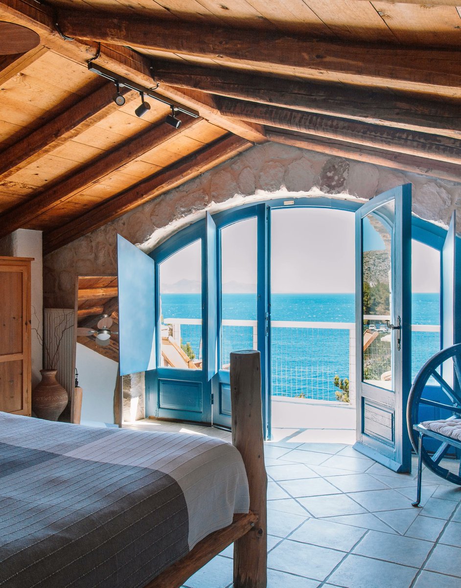 The Peligoni Club tweet media