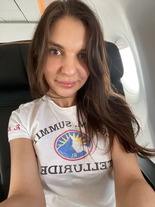 Travel✈️❤️ https://t.co/7DTKQhExSw<a href="/tag/clip"class="tags"><span>#clip</span></a>