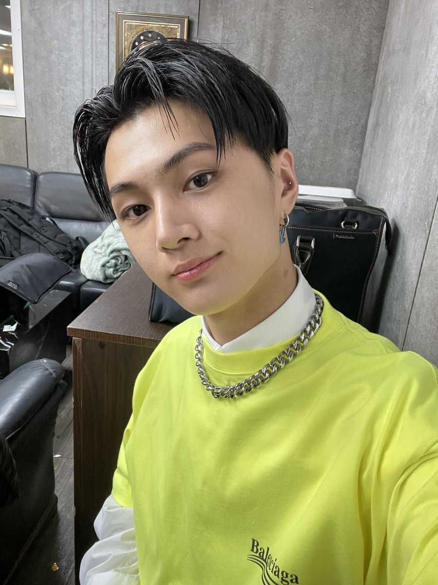 Mich81575588's tweet photo. @fanplus_app I love you my beautiful guy <3

#FanPlusApril_JAY #JAY #FanPlus https://t.co/xg1IXLJuws