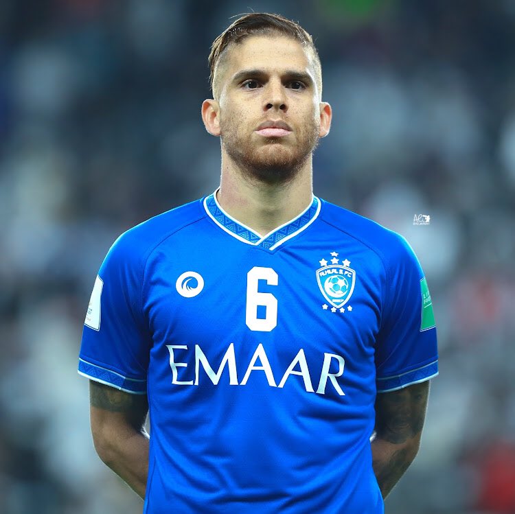 modarajalhilal's tweet photo. ❔��ارأيك بأداء كويلار ضد تشيلسي 🤔 https://t.co/xxPajgAx28