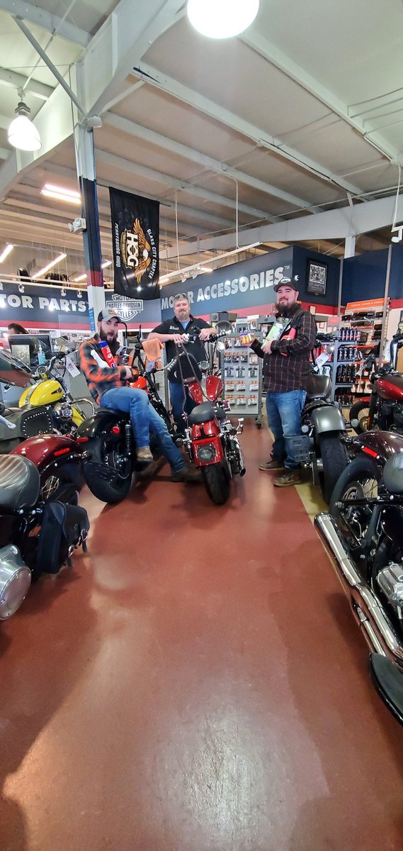 Signature Harley-Davidson tweet media