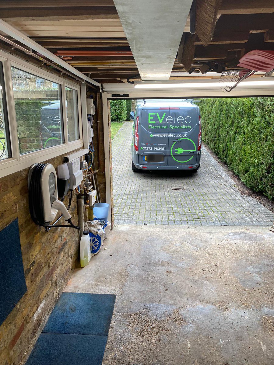 Our second charge point install today is the <a href="/myenergi/">Nawang widhya</a> Zappi 
This is the most popular and flexible charge point we install, the perfect all rounder with future proofing for renewable energy integration 
All materials supplied by @yesss_electrical @yesssev_energy Brighton branch