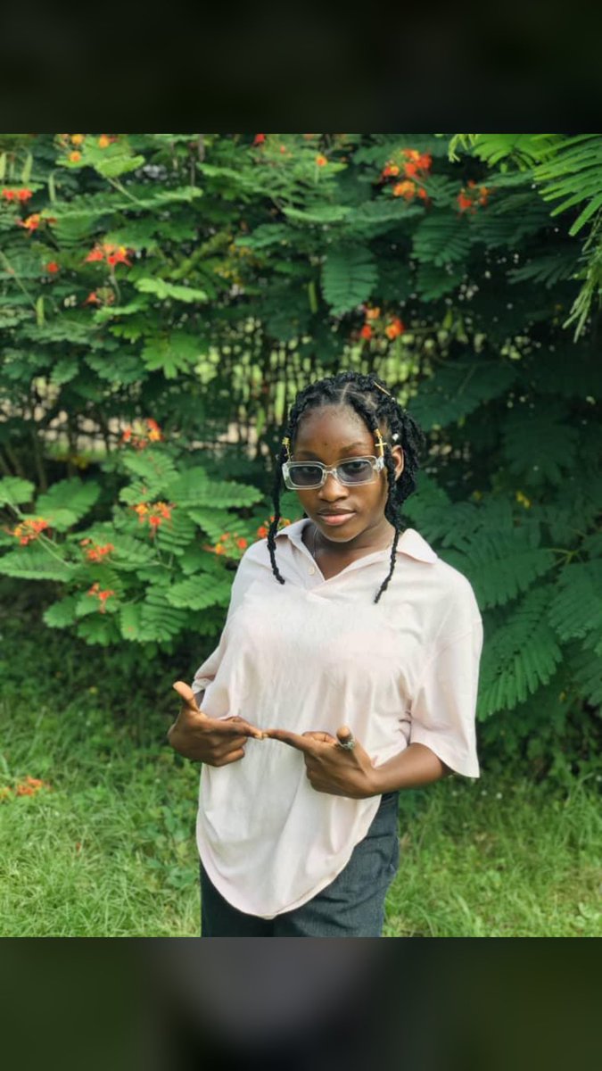 this_isrichiee's tweet photo. Another death again😭
What’s it with all these people ffs😭
She fell into an opened soakaway this afternoon at Bver hostels, maintenance OAU
She was inside there for fuckin 40mins mehn😢
Death hits differently when it’s avoidable😪
Rest on Heritage🕯💔
#RIPheritage
#OAUTwitter https://t.co/MtmIytxqds