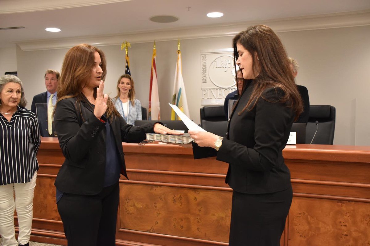 pinecrestfl's tweet photo. 👏 👏 👏  Priscilla Torres was sworn in as the village clerk by Village Manager Yocelyn Galiano during last night's village council meeting. 

#Pinecresting #PinecrestKind #Pinecrest #localgov https://t.co/2bVNltzYv8