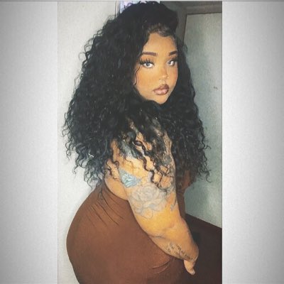 DeeASimmons's tweet photo. #NewProfilePic https://t.co/GCPU6J50wV