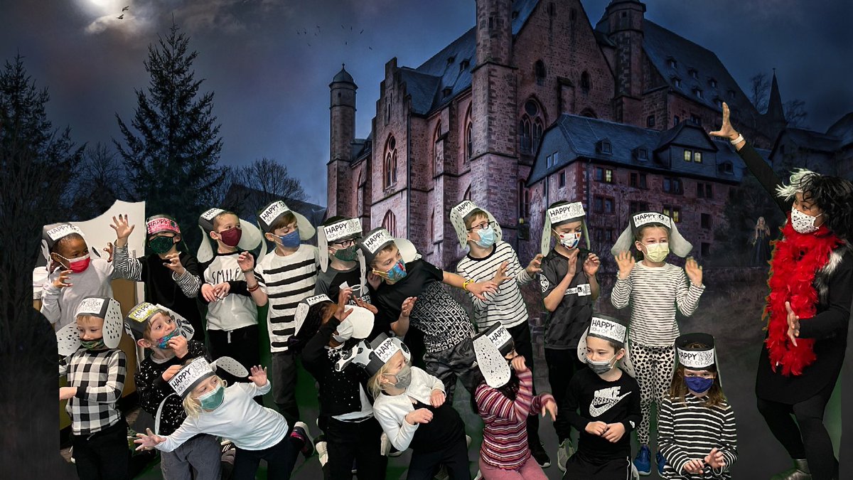 101st day of school Dalmatian Style! <a href="/TosaMcKinley/">McKinley Elementary</a> <a href="/tosaschools/">Wauwatosa Schools</a> #firstgrade #Tosaproud