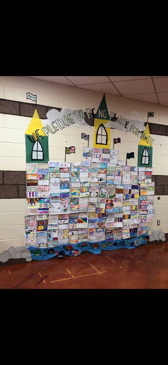 This year’s No place for hate castle display 🏰 💚💛