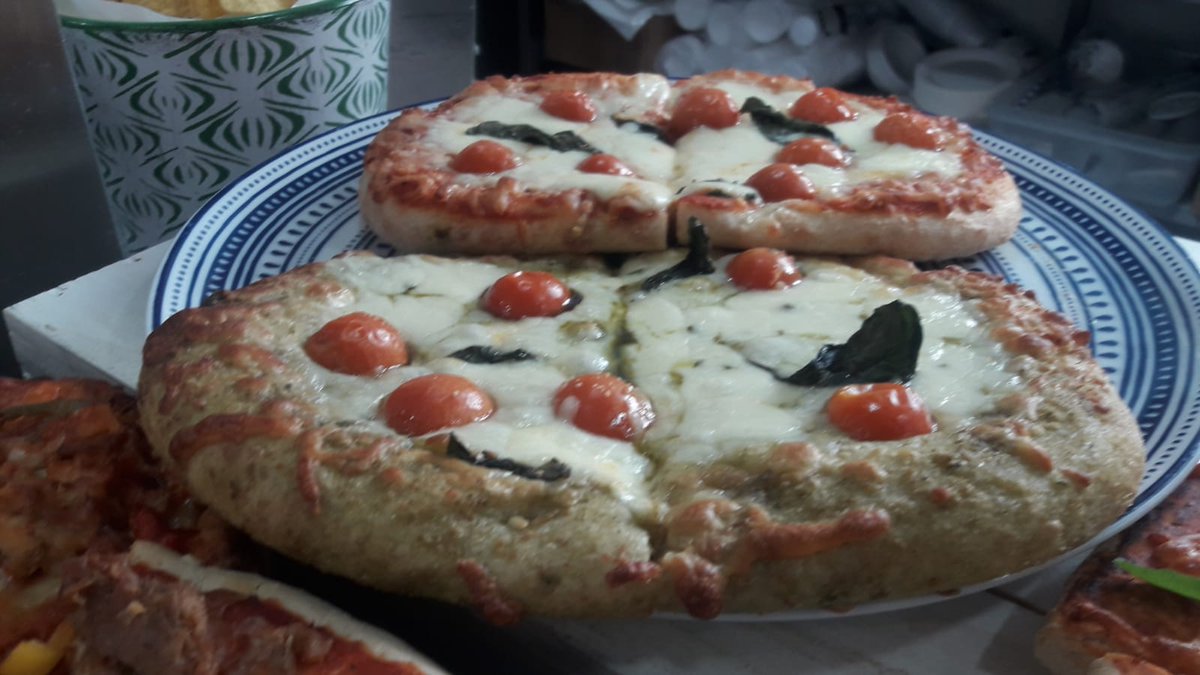 Just a small selection of some of the fantastic Pizza's available at our @Academy_Food_UK school in Romford Essex today. Delivered with pride by chef  <a href="/santoshshetty05/">Santosh Shetty</a> &amp; the team for #NationalPizzaDay 🍕 Outstanding work team 🔥🔥👌🏻👏🏻👏🏻 well done!