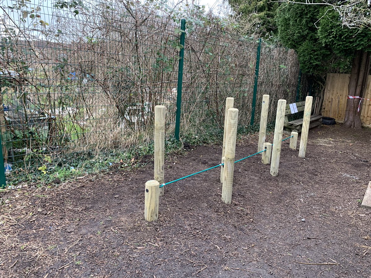 OPJS_Bath's tweet photo. Great to see Ben’s Burrow @thomassaunders3 and Jamie’s Jungle completed along with our new fire pit  area and chicken cuddle chairs! Top work from the guys at @SignetSignsLtd 👍👊💪 https://t.co/oG4WilOYYf