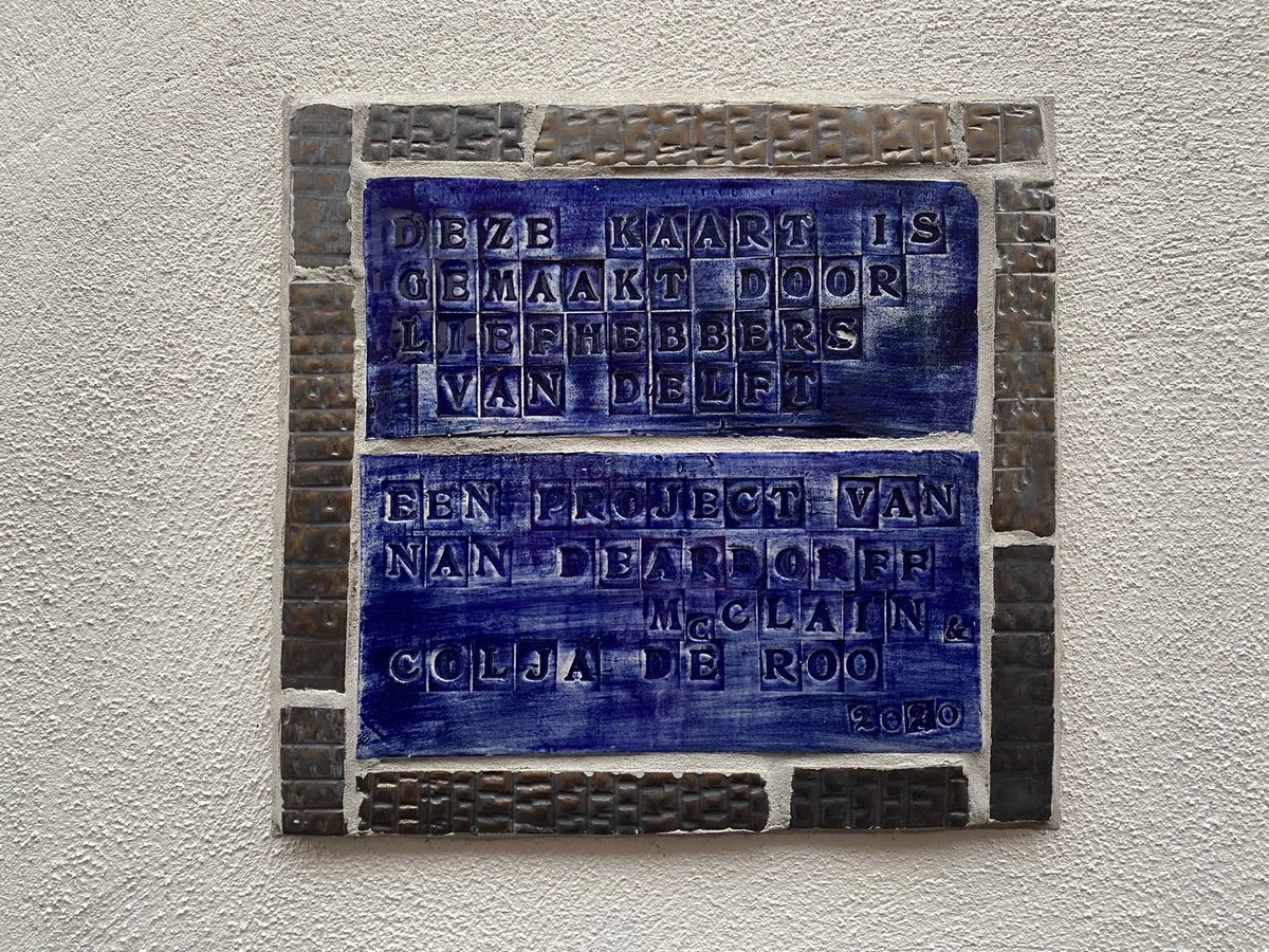 Reindst's tweet photo. Hey @MapsintheWild, has anyone drawn your attention to this gigantic cartographic piece of art yet …?
Genuine ceramic #plan of the #Dutch city of #Delft, based on an adaptation of 17th C. #maps by #Blaeu and #Janssonius.
@smashingtiles
https://t.co/nMjnDtRFx1 https://t.co/aSoKNzD3kv