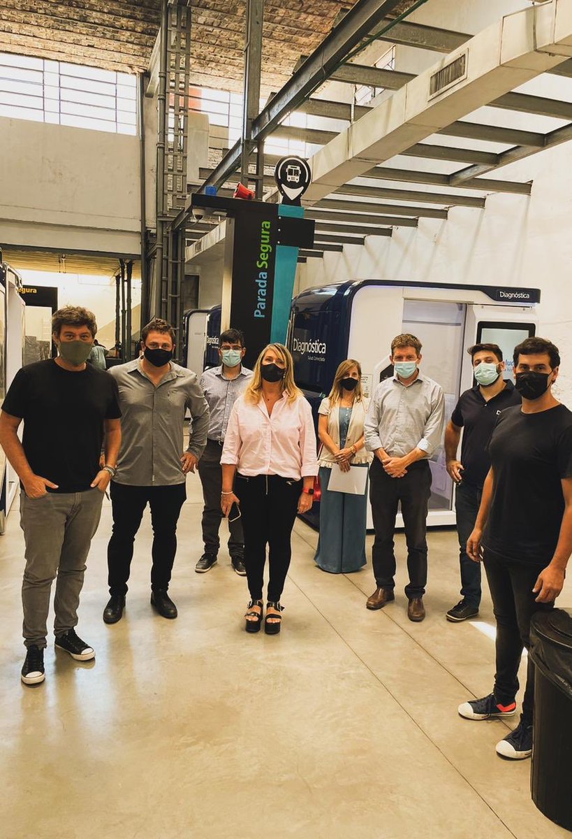 Tecnología con ❤️ rosarino

Inventu es una empresa tecnológica que trabaja generando sistemas y productos enfocados en crear soluciones innovadoras a diferentes problemas cómo la movilidad, la salud o la seguridad.