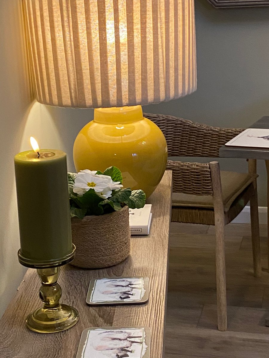 ChurchFarmStays's tweet photo. Relax in our two Country Retreats situated in the picturesque Oxford Countryside 🙌

#familyfarm #ruralretreat #luxuryfarmstay #rural #natural  #relax #rest #oxfordshire #selfcatering #countryliving #countryside #timetoexplore #freshair #countrywalks #staycay #vacay #getaway https://t.co/P7NLVgFwAH