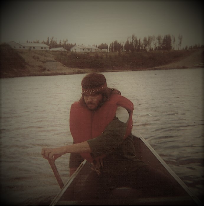 BirdPaddler's tweet photo. It's a #WaybackWednesday! #Travel/#adventure pix from the past, vintage style! Yours Truly in 1973, #AzureLake junior forest ranger camp near #Gogama, Ontario.
#WaybackWednesdays #WaybackMachine #canoeing #juniorforestranger #vintagephotos #oldschoolphoto #travelpix https://t.co/4MnXoks4PI