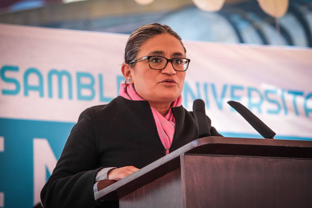 ALEIDAALAVEZ's tweet photo. Muy honrada de estar en @unam, mi alma mater acompañando al @Frente_NREmx y al @stunam a su asamblea Informativa; llamamos al patriotismo y nacionalismo  de tod@s l@s diputad@s de la @Mx_Diputados para que apoyen la #ReformaEléctrica y evitar el desmantelamiento de CFE. https://t.co/gbP8uFArkW