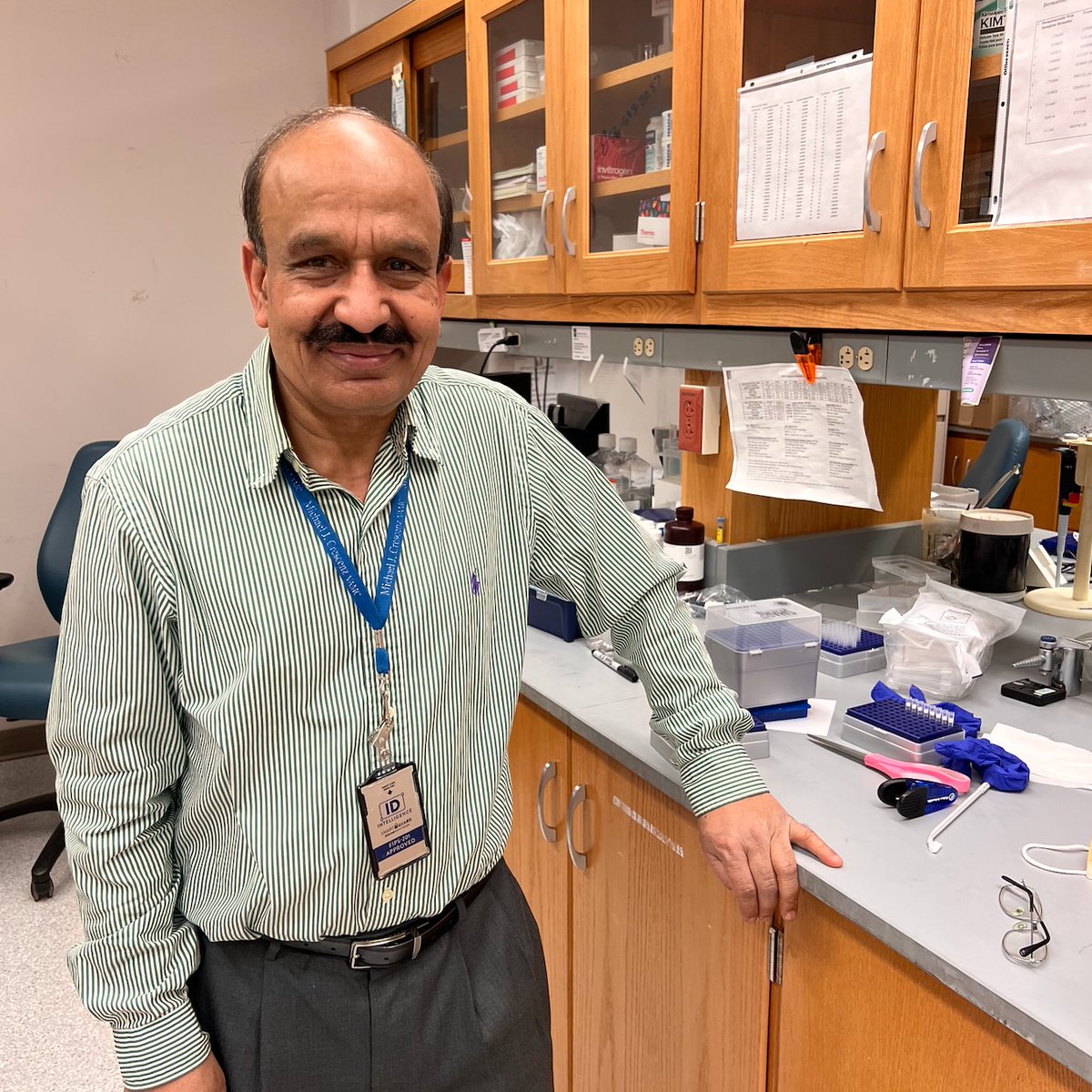 werthlab's tweet photo. Meet the Werth Lab: Muhammad Bashir, PhD has worked in lab since 2000! He received his PhD from @Penn in molecular and structural biology. Bashir's interests are gene regulation, autoimmunity, and mutagenesis. #dermtwitter @PennSbdrc #teamwerthit https://t.co/CnPfZCZJEQ
