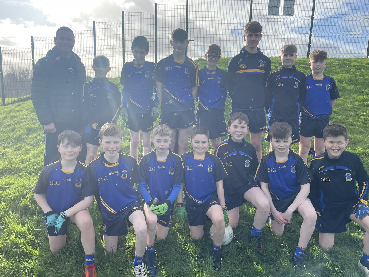 Gaelfast_GAA's tweet photo. 1 of todays groups competing in the Gaelfast year 8 supergames blitz in woodlands. Thanks to all competing schools @Rathmorepe @St_Malachys @SLGBallymena @OLSPCKPE https://t.co/lNYxcPtBvC
