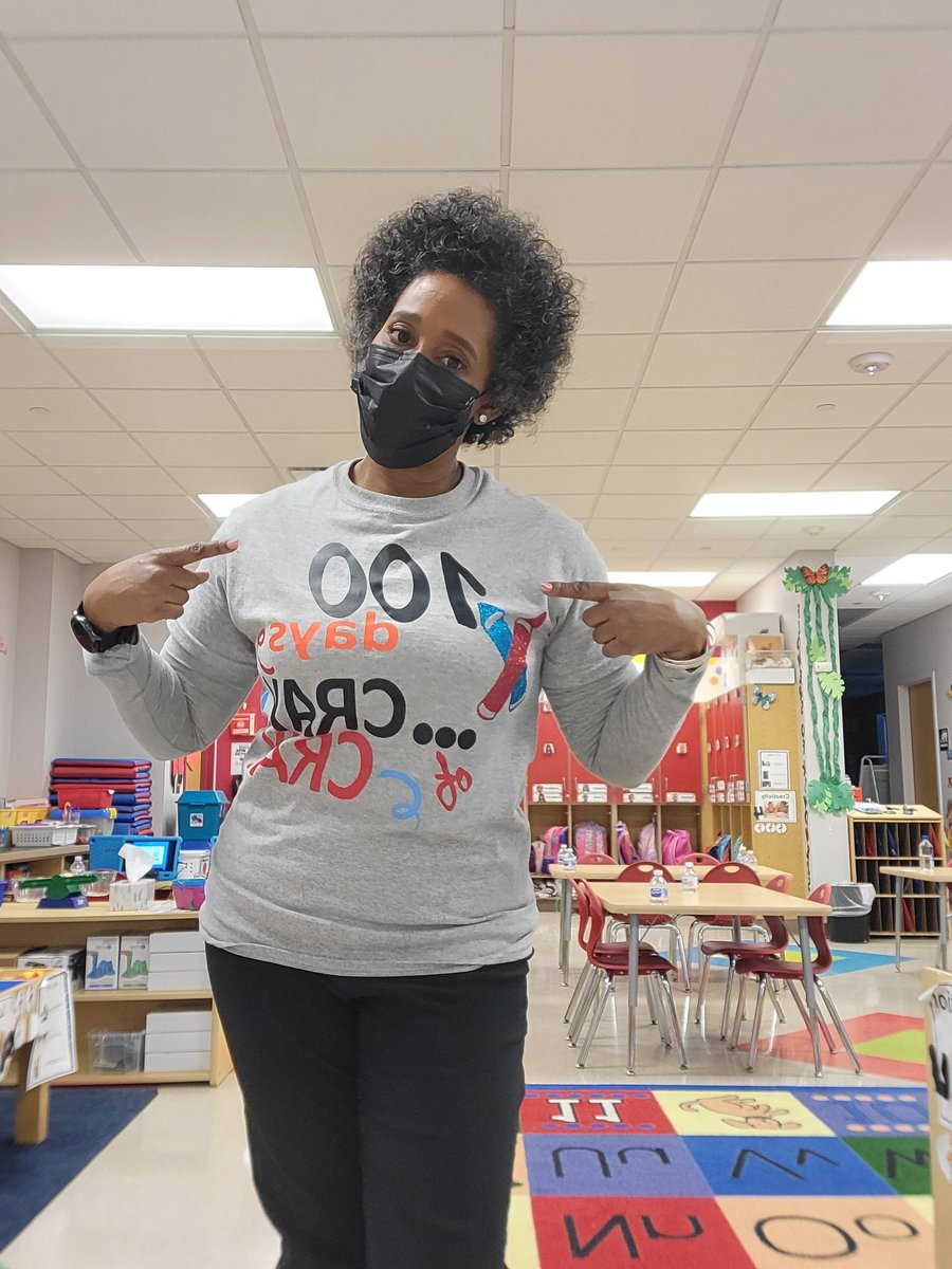 msmisty07's tweet photo. 100 Days of learning and having fun. #100dayprojects #100daysofschool @DoganElementary @HISDECH @A180_HISD @HISD_ElemMath @HISD_Curric @hisd @TeamHISD https://t.co/C4vxQteg41