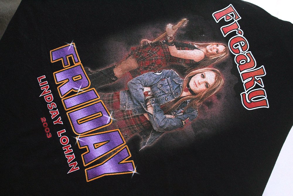savelohan's tweet photo. 💜💜https://t.co/7Z9M5nfj51 #collab55 #freakyfriday #lindsaylohan #90s #camiseta https://t.co/uP0JhtDdca