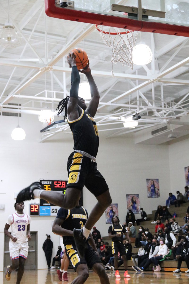 Alcovy's <a href="/Benghodges15/">ben hodges</a> was a scoring machine last night against Heritage High. Impressive performances both offensively (41 pts) and defensively. <a href="/AHSTigerHoops/">Alcovy Basketball Recruits</a>   <a href="/Alcovy_Sports/">AHS Tigers Sports</a> <a href="/CovNewsSports/">𝘾𝙊𝙑𝙉𝙀𝙒𝙎 𝙎𝙋𝙊𝙍𝙏𝙎</a> <a href="/PBHubb23/">Phillip B. Hubbard</a>