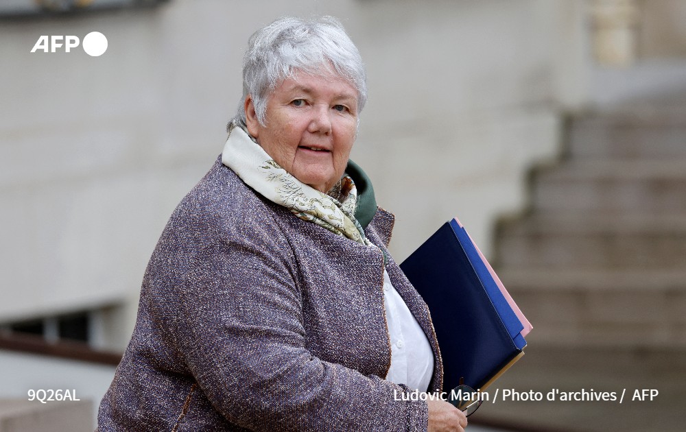 [A LA UNE A 20H]
Le Parlement a définitivement adopté le projet de loi de décentralisation dit "3DS" qui entend mettre de "l'huile dans les rouages" du paysage institutionnel, après un ultime vote du Sénat à majorité de droite #AFP 2/5