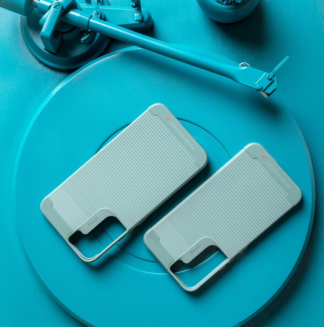 ZAGGdaily's tweet photo. The new Samsung Galaxy S22 is here and it’s time to get stocked up on new ZAGG case protection! Click the link below to discover more: https://t.co/dfVbsccnRR. https://t.co/Y5alDOHs1y