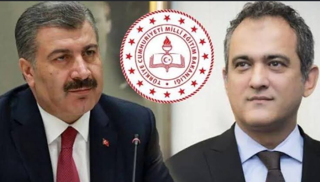 Ferhati15363599's tweet photo. 200 kişilik MECLİS tatil 1000 kisilik OKULLAR yüz yüze İLGİNÇ,SAÇMA
RT YAPARMISINIZ?!!!
#MeclisDeğilOkullarKapatılsın https://t.co/8IFE3SdzGb