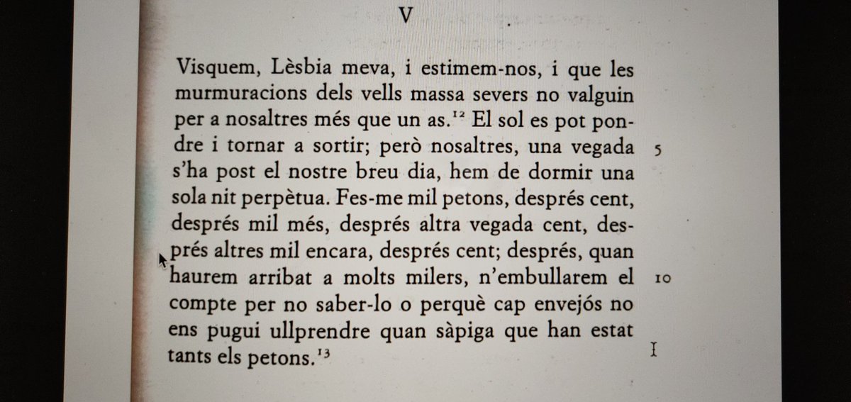 bibliotgn's tweet photo. ✍️📜#Catul li va ensenyar a #GabrielFerrater que calia deixar les nous per als nens. Avui, versos d'amor i versos satírics del poema veronès dins el taller sobre #GabrielFerraterRadio conduït per #AdriaTarga. https://t.co/B6k4DyfIHf