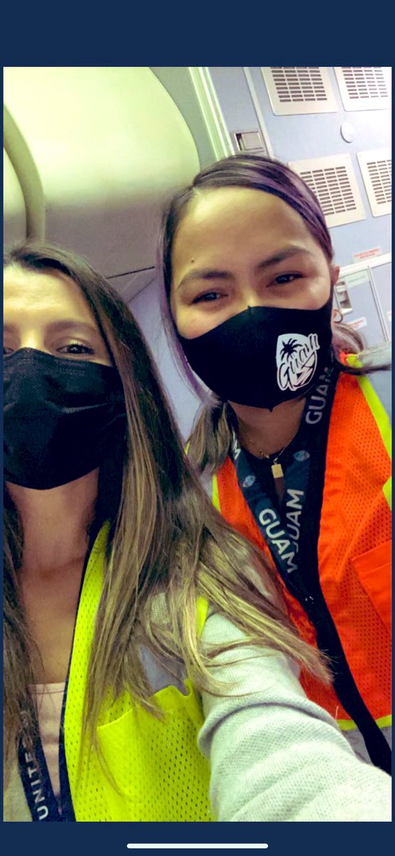 ZeyUnited's tweet photo. Great team from UGE,  The Team Leader Mercy and her team did an amazing job👏 Thank you so much for providing consistently clean cabins for customers. @jeremylehew @EFogelbergUGE @SalangaJ @Bdubspub @UAKirkORD @DENAirport @weareunited @united https://t.co/c0b7AGKQol