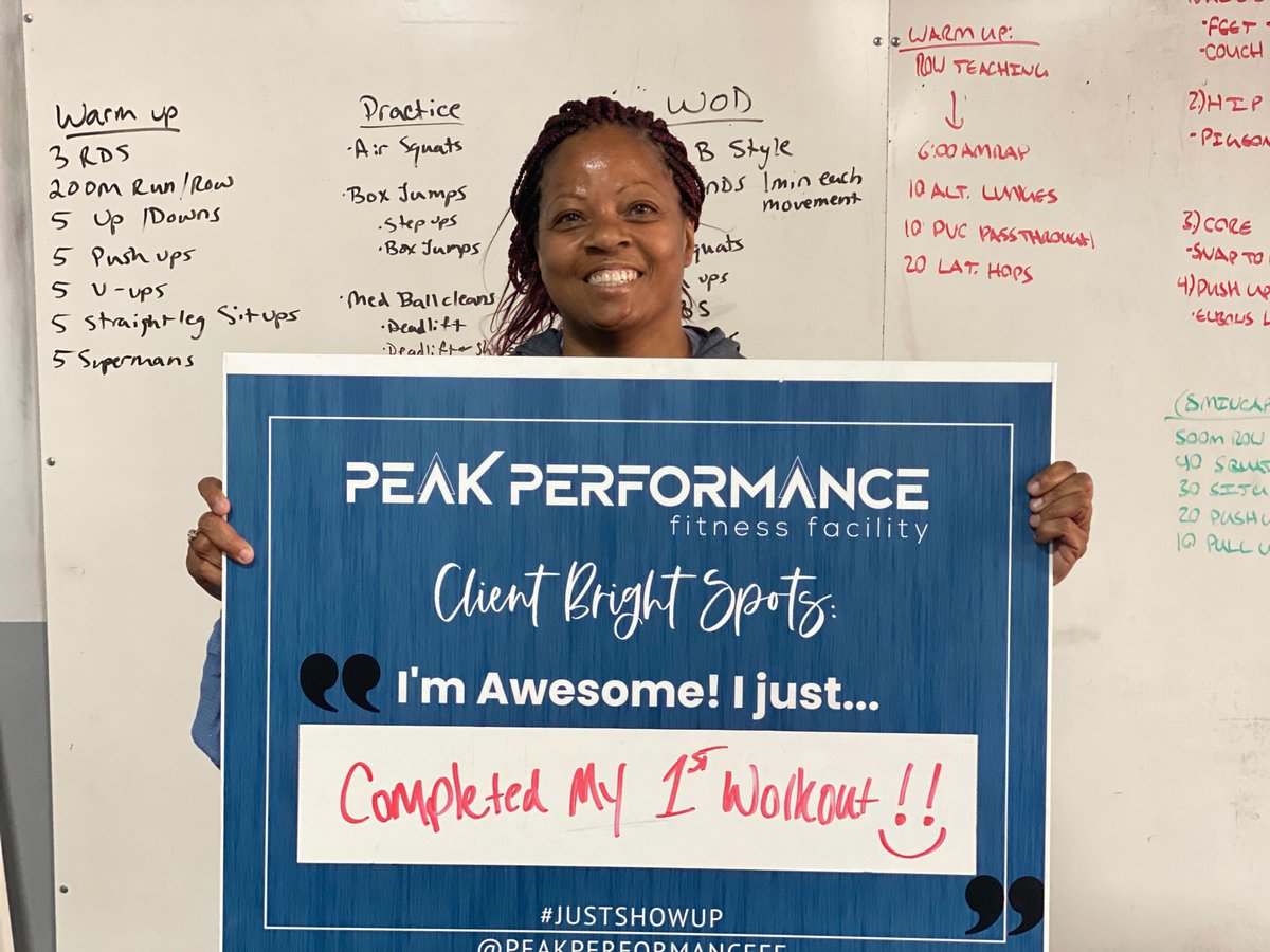 PeakPFF's tweet photo. What get's us up and going in the morning? Our client's success! We love coaching our clients giving them the tools to be successful, and then watching them hit new milestones! #Gyminracinewi #Personaltrainer #weightloss #fitness #healthandwellness #Nutrition #getfit #cardio https://t.co/vuT9vwGyf4