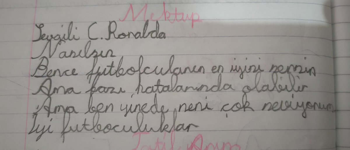 Yıl 2008, 2. Sınıf..
Kimse C.Ronaldo sevgimizi sorgulamasın 😀