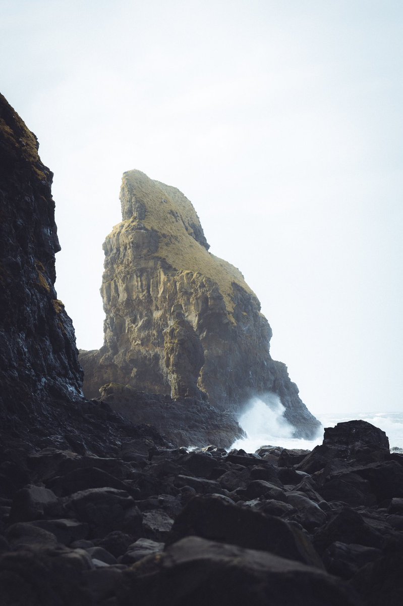 Rabmxd's tweet photo. Talisker Bay. What an incredible place. I can almost hear the wind in this image I took the other day! https://t.co/6FIH5IPGWa
