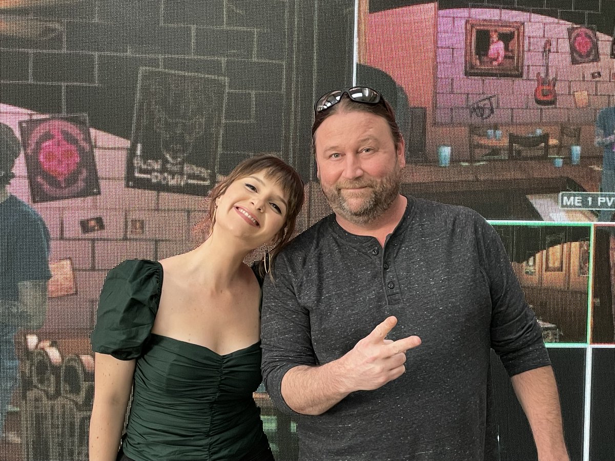 together again 🐺❄️

ICYMI: new The Wolf Among Us 2 trailer, release info &amp; our talking heads! youtube.com/watch?v=aGUeMf…

#TheWolfIsBack #TWAU2