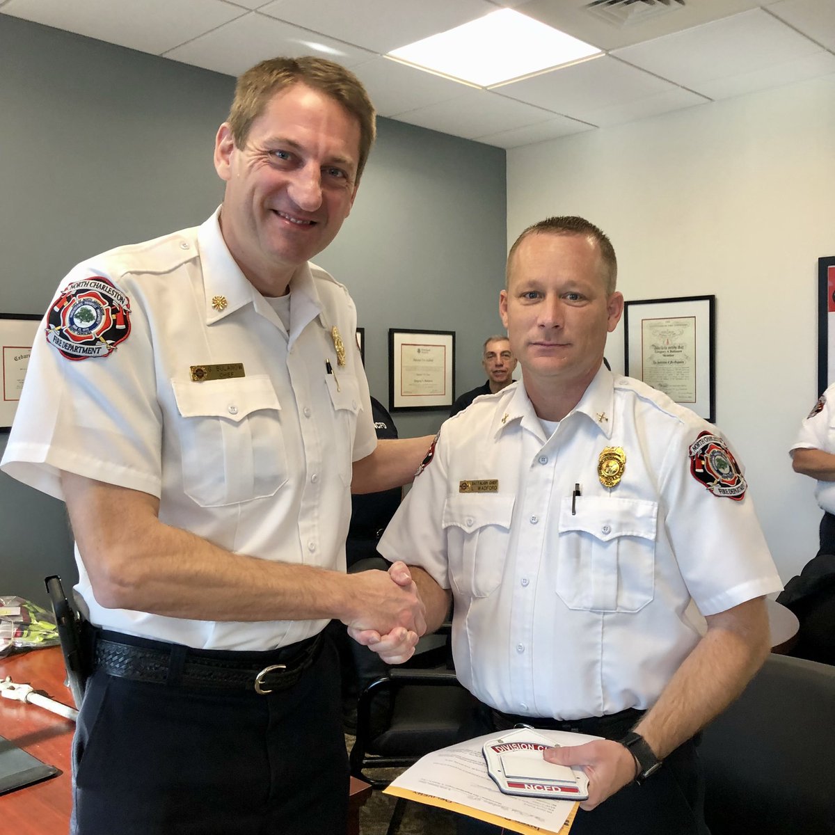 NCFDSC's tweet image. @NCFDChief promoted Battalion Chief Lee Wadford to Division Chief today. 

Congratulations and best wishes!

#firetraditions