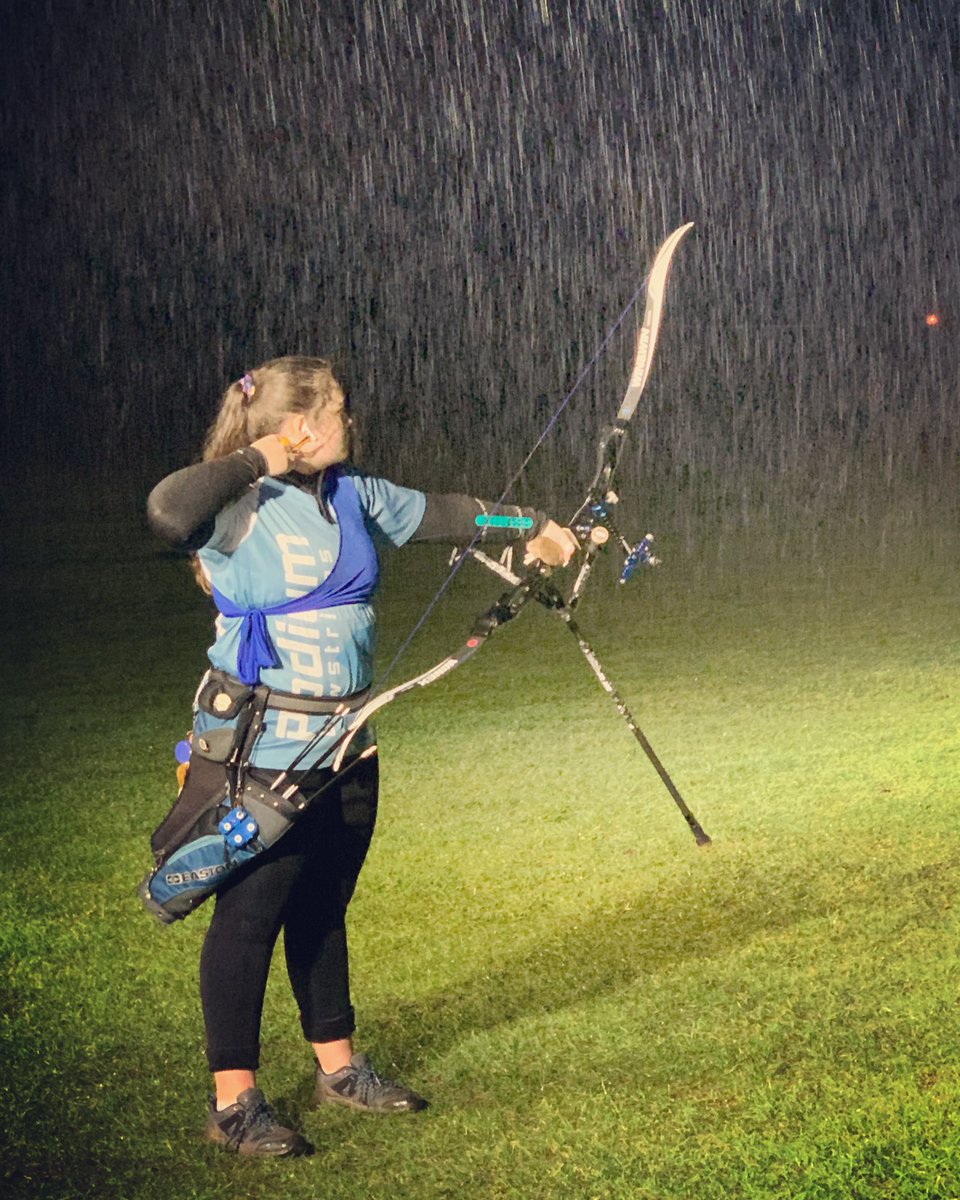 mattas007's tweet photo. Well that was definitely wet out there this evening!
@ZeArcheryShop 
@DGS_PEdept 
@Miss_Still_DGS 
@MissDaviesDGS 
@OxfordArchers 
#dedication 
#Practice 
#recurvearchery https://t.co/3pihV3BgiO