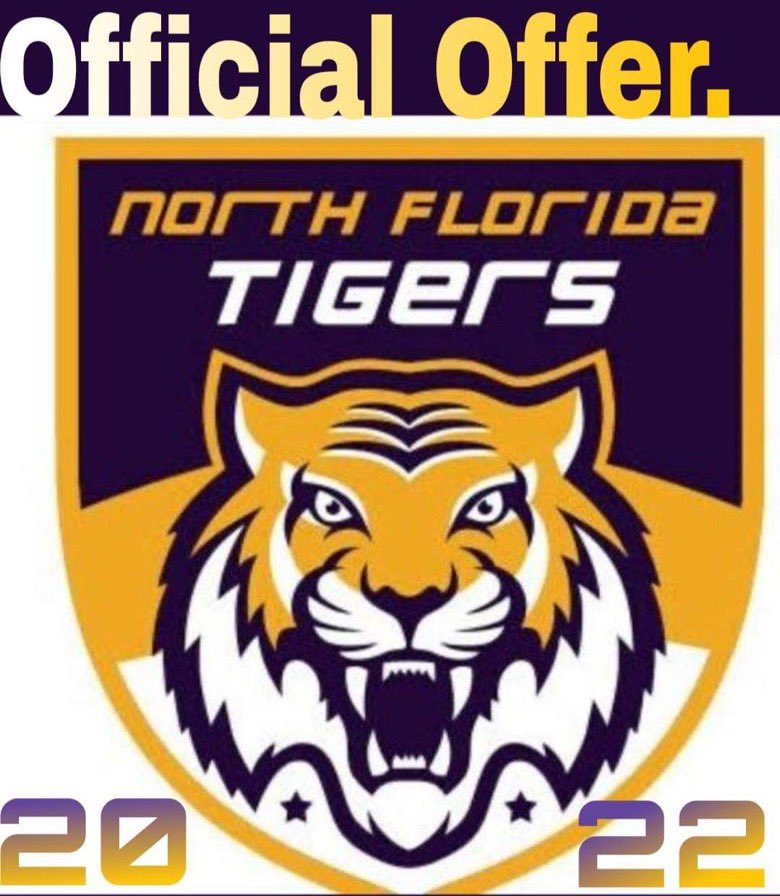 ShaunBlackmon6's tweet photo. After A Wonderful Conversation With @CoachLago74 Im A Blessed To Receive Another Offer 💛💜 https://t.co/J1X32qU7de