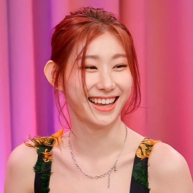 ⠀⠀ ⠀⠀⠀⠀ 

⠀⠀⠀⠀⠀ᅠ⠀⠀  𝗂'𝗆 𝗍𝗵𝖾 𝗆𝖺𝘁ɘ𝗿𝗂𝖺𝗅 𝗀𝗂𝗿𝗅
⠀⠀⠀⠀⠀ ⠀ ᅠ  チタネホ * ♡ ₍^._.^₎⟆
⠀⠀⠀ ⠀⠀⠀  ⠀
⠀⠀ ⠀⠀⠀⠀