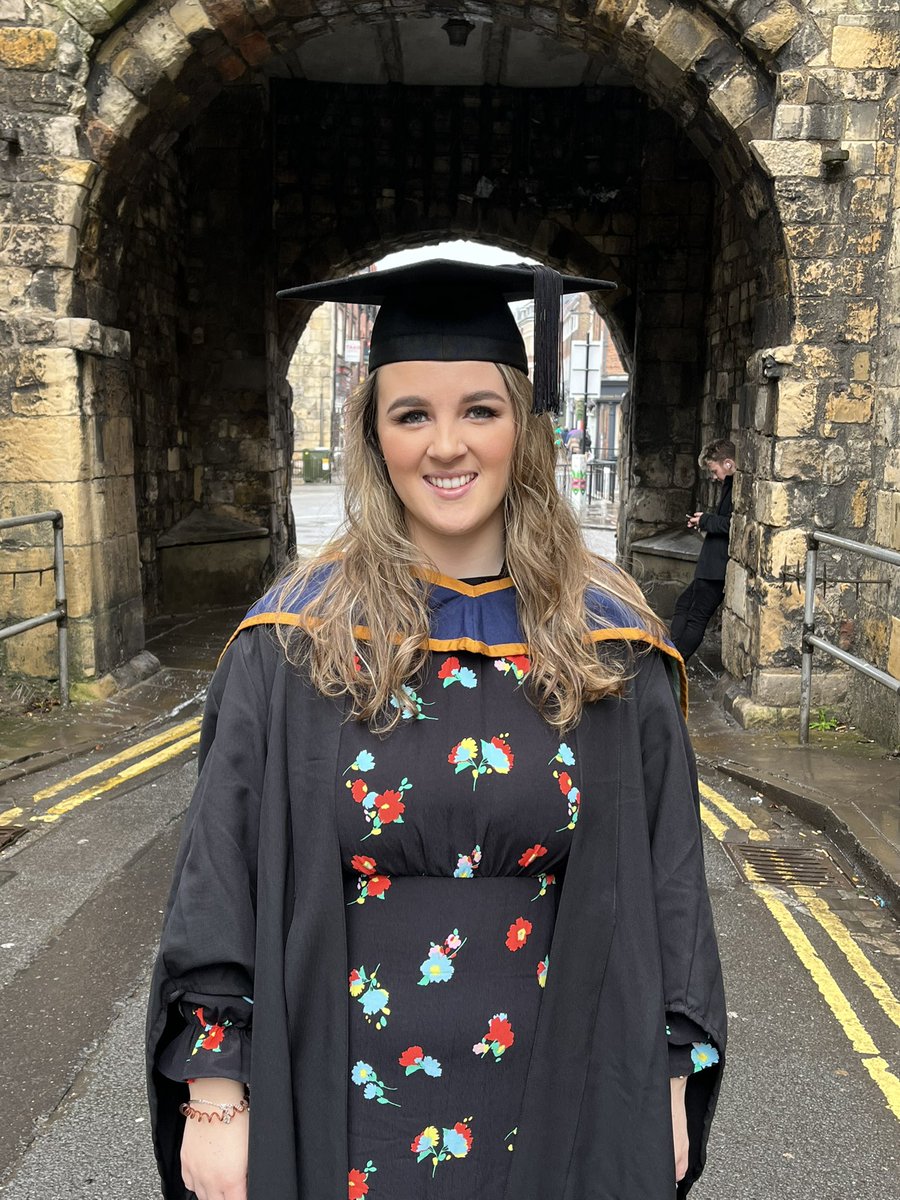 marksmyth777's tweet photo. Great couple of days in York at Laura’s graduation @laurabsmyth Very proud mum and dad!! @clairepsmyth Now for the next big chapter in your journey!!👍👏👏😘 https://t.co/GjMZJRH6iL