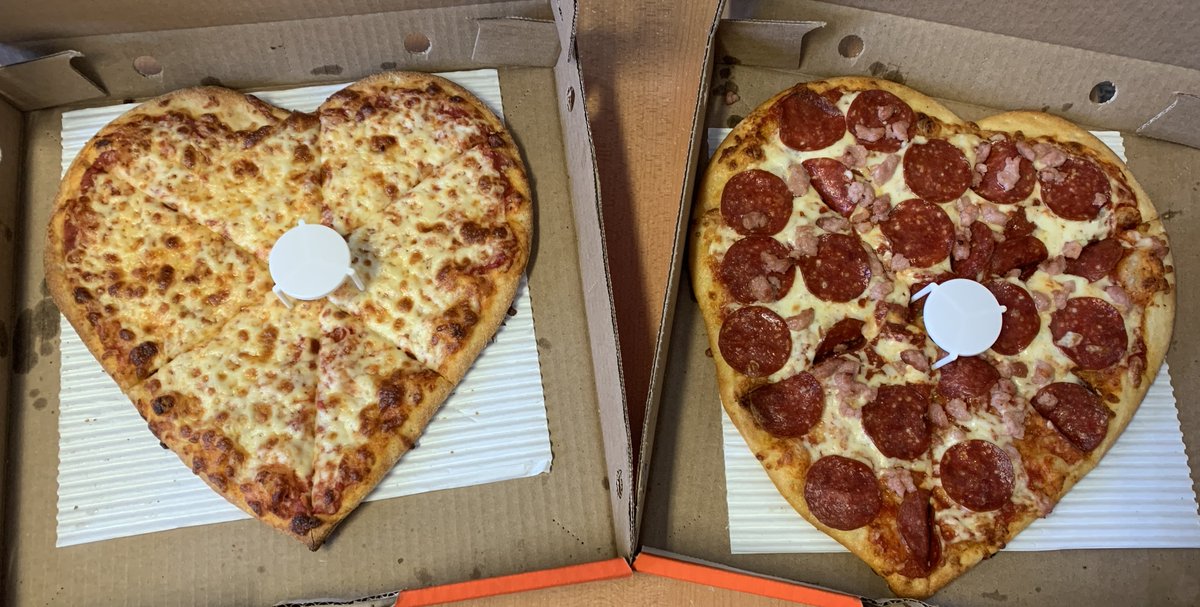 🍕 Happy #NationalPizzaDay 🍕 <a href="/PizzaPizzaLtd/">Pizza Pizza</a> #GeorgetownHospitalFoundation ORDER A HEART SHAPED PIZZA TODAY AND SUPPORT GHF! $4 from every Heart Shaped Pizza ordered from Georgetown from Feb 7-10 will be donated to the Georgetown Hospital Foundation. *Valid at 216 Guelph St only.