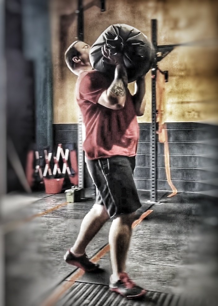 RhydMann's tweet photo. Sometimes, the weight of an object in the gym just doesn't seem to the amount of stress I feel. https://t.co/lOkjpDga1O