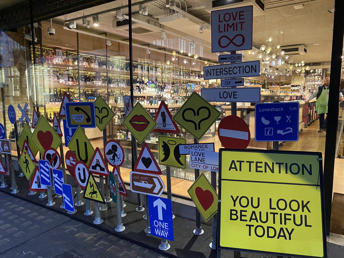 lekgrover's tweet photo. Absolutely love this. Right up my street as I got my steps in on the way to my very appropriate clinic 😍 @Hedonism_Wines #intimacy #sexuality #sexualissues #orgasm #erectiledysfunction #desire #prostatecancer #recoveranddiscover 🔎🗺❤️ https://t.co/6S3DNW5rih