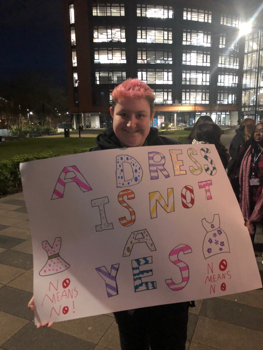 So proud of our  inspirational DMU students this evening @demontfortsu <a href="/DMUsports/">DMUsport</a> Light the Night 2022 💫 #ItsNotOk