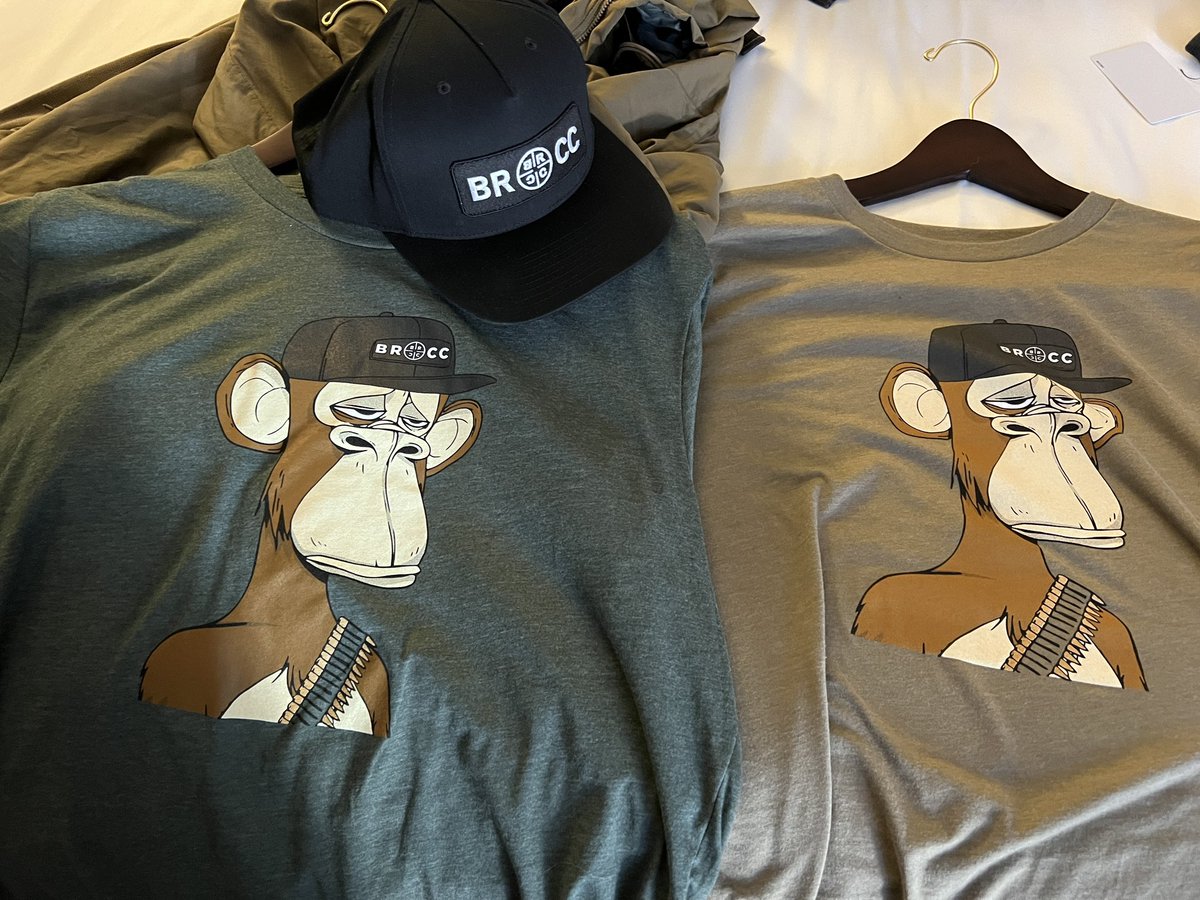 RichardRyan's tweet photo. What to wear tomorrow for the opening bell at the NYSE? #BAYC Green or Tan? https://t.co/wE9l7QJrmK