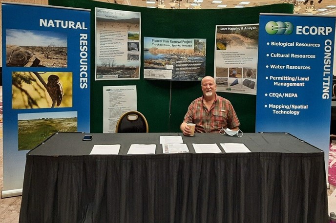 ECORPConsulting's tweet photo. Don Mitchell is representing ECORP at the TWS_WS Sponsor Booth. Come visit us at the The Western Section of The Wildlife Society Annual Meeting in Reno, NV.
#Whova #TWSWest2022 @wildlifesociety https://t.co/Eute6sZnvC